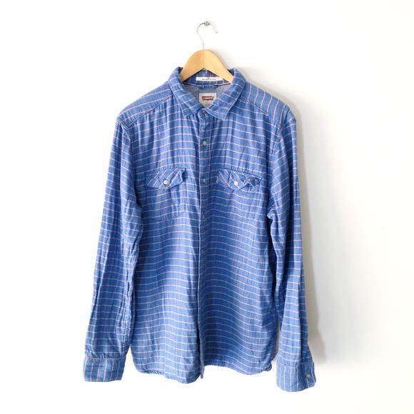 Levi’s Blue Plaid Button Up Flannel Shirt - Picture 2 of 6